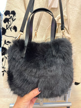 Load image into Gallery viewer, Sherry Fur bag
