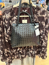 Load image into Gallery viewer, Tiffany blouse
