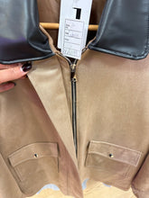 Load image into Gallery viewer, Elle jacket
