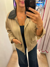 Load image into Gallery viewer, Elle jacket
