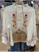 Load image into Gallery viewer, Bloom blouse
