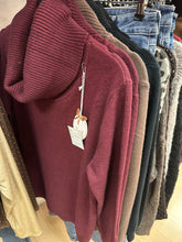 Load image into Gallery viewer, Tamy jumper
