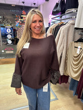 Load image into Gallery viewer, Jenny jumper
