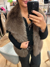 Load image into Gallery viewer, Britney Gilet
