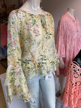 Load image into Gallery viewer, Suzie blouse
