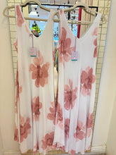 Load image into Gallery viewer, Flora dress
