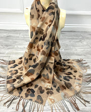 Load image into Gallery viewer, Lina scarf
