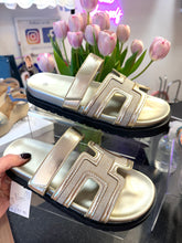 Load image into Gallery viewer, Chrissy Sandals
