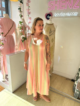 Load image into Gallery viewer, Jenny dress
