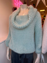 Load image into Gallery viewer, Katie jumper
