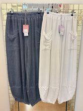 Load image into Gallery viewer, Zhara Barrel trouser
