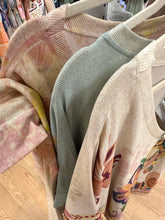 Load image into Gallery viewer, Lurex printed tops
