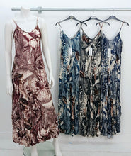 Load image into Gallery viewer, Azury dress
