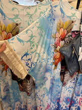 Load image into Gallery viewer, Skull Kimono
