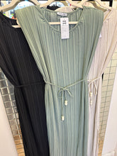 Load image into Gallery viewer, Perry dress
