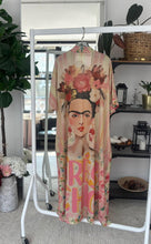 Load image into Gallery viewer, Freda Rose kimono

