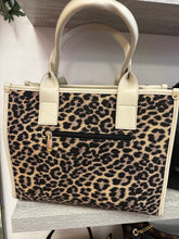Load image into Gallery viewer, Leopard tote bag
