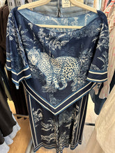 Load image into Gallery viewer, Hankie Tiger Set
