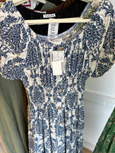 Load image into Gallery viewer, Florentine dress
