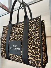 Load image into Gallery viewer, Leopard tote bag
