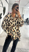 Load image into Gallery viewer, Luna shirt
