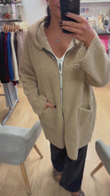 Load and play video in Gallery viewer, Sandra jacket
