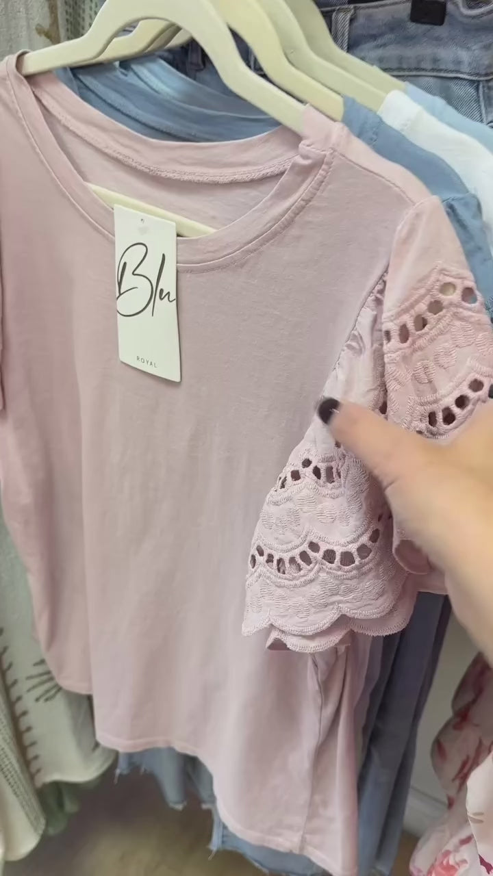 Carly Tshirt